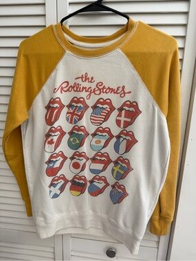 American Eagle Outfitters Mustard and Cream Rolling Stones Sweatshirt